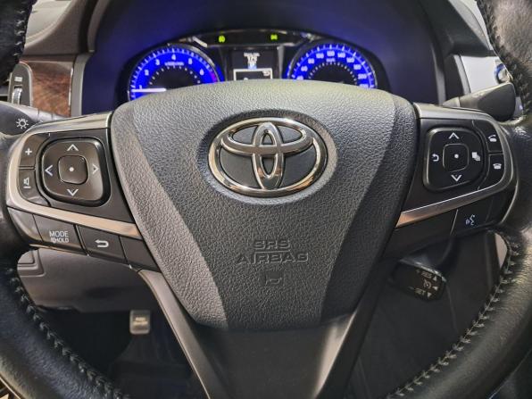 Toyota Camry VII (XV50) Рестайлинг 2 с пробегом 2017 года, цена 1 980 000 рублей, 297586 км, седан, Автокод Объявления