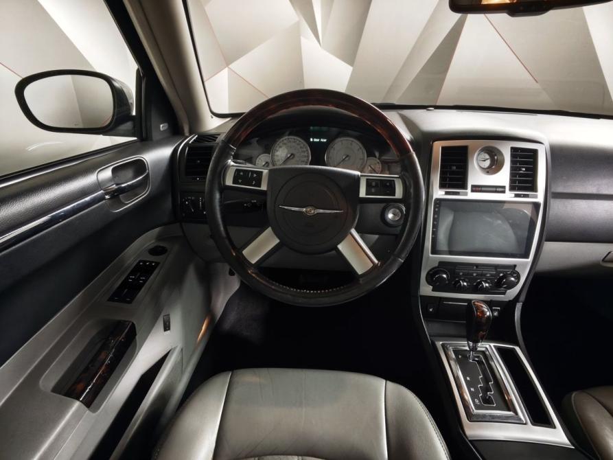 Chrysler 300C I Москва  - изображение 20