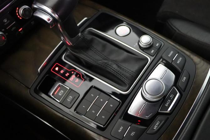Audi A6 IV (C7) с пробегом 2013 года, цена 1 189 990 рублей, 298976 км, седан, Автокод Объявления