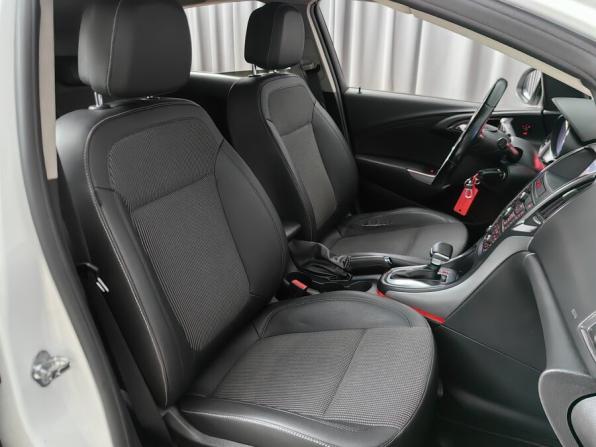 Opel Astra J с пробегом 2012 года, цена 699 000 рублей, 153000 км, хэтчбек, Автокод Объявления