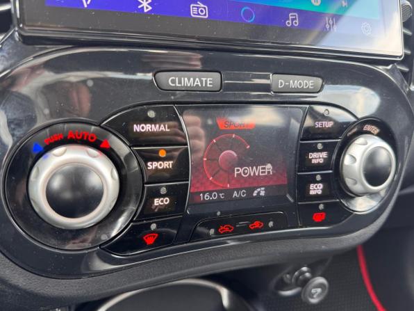 Nissan Juke I с пробегом 2012 года, цена 895 000 рублей, 215774 км, внедорожник, Автокод Объявления