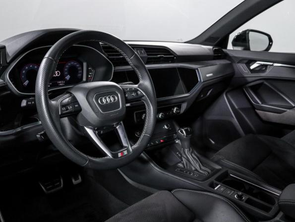 Audi Q3 II (F3) с пробегом 2021 года, цена 4 250 000 рублей, 25600 км, внедорожник, Автокод Объявления
