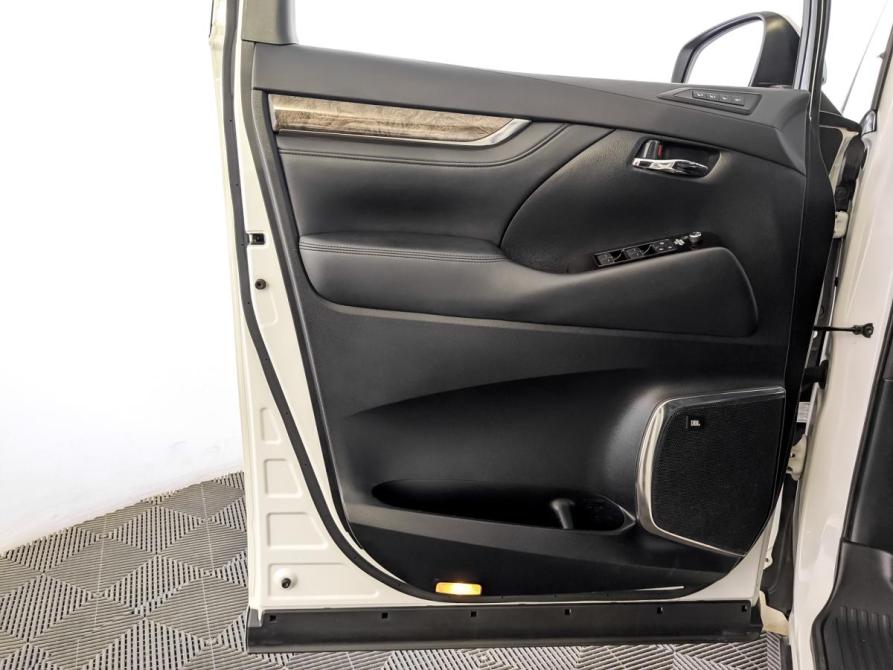 Toyota Alphard III Рестайлинг Москва  - изображение 19