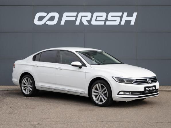 Volkswagen Passat B8 с пробегом 2015 года, цена 1 670 000 рублей, 195770 км, седан, Автокод Объявления