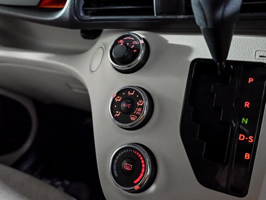 Toyota Sienta II Екатеринбург  - изображение 15