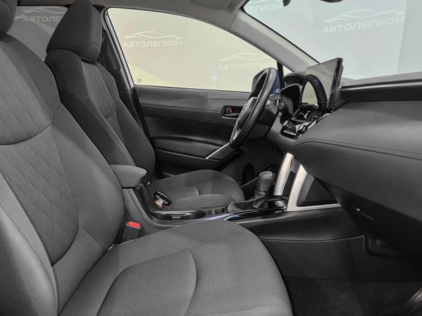 Toyota Corolla Cross I с пробегом 2024 года, цена 2 850 000 рублей, 29725 км, внедорожник, Автокод Объявления