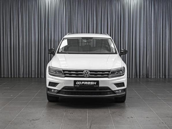 Volkswagen Tiguan II с пробегом 2018 года, цена 2 299 000 рублей, 177170 км, внедорожник, Автокод Объявления