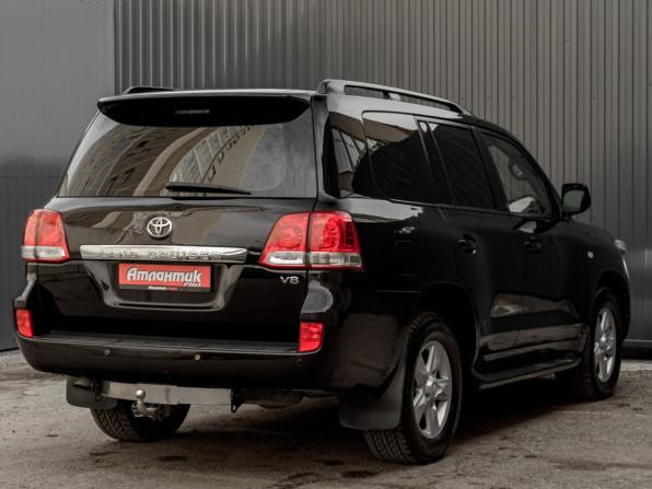 Toyota Land Cruiser 200 Series с пробегом 2010 года, цена 3 100 000 рублей, 340321 км, внедорожник, Автокод Объявления