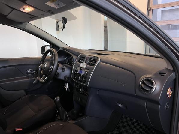 Renault Sandero II Рестайлинг с пробегом 2019 года, цена 1 060 000 рублей, 95545 км, хэтчбек, Автокод Объявления