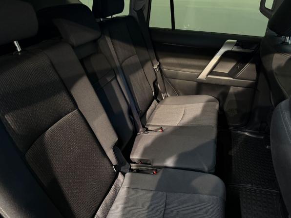 Toyota Land Cruiser Prado 150 Series Рестайлинг 2 с пробегом 2019 года, цена 5 200 000 рублей, 169671 км, внедорожник, Автокод Объявления