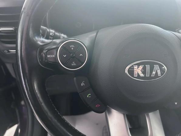 Kia Soul II Рестайлинг с пробегом 2018 года, цена 1 680 000 рублей, 97000 км, хэтчбек, Автокод Объявления