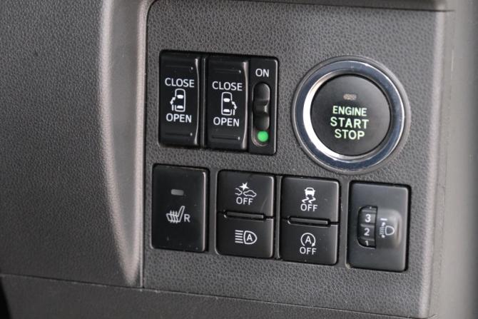 Daihatsu Tanto III Рестайлинг с пробегом 2017 года, цена 829 000 рублей, 75000 км, микровэн, Автокод Объявления