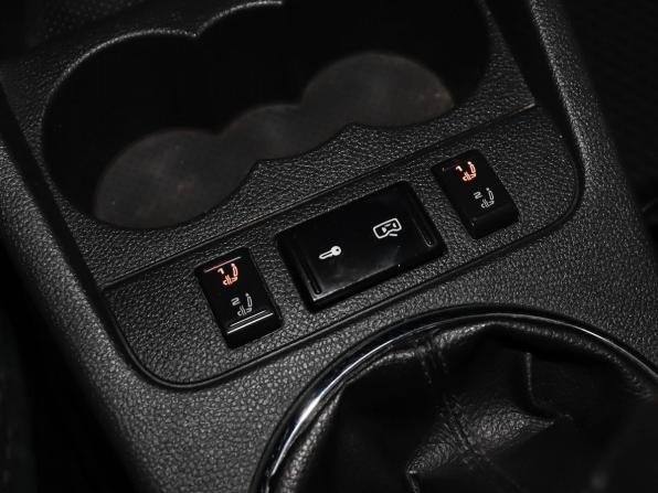 Skoda Fabia II Рестайлинг с пробегом 2011 года, цена 679 000 рублей, 268286 км, универсал, Автокод Объявления