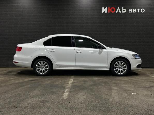 Volkswagen Jetta VI с пробегом 2014 года, цена 980 000 рублей, 137216 км, седан, Автокод Объявления