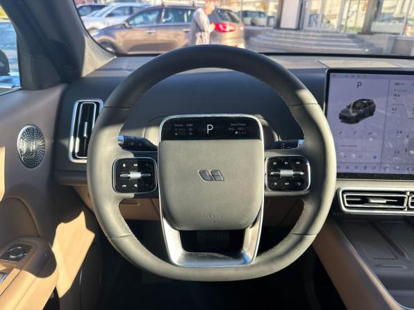 Новый Li Auto (Lixiang) L7 I Рестайлинг 2025 года, цена 8 400 000 рублей, внедорожник, Автокод Объявления