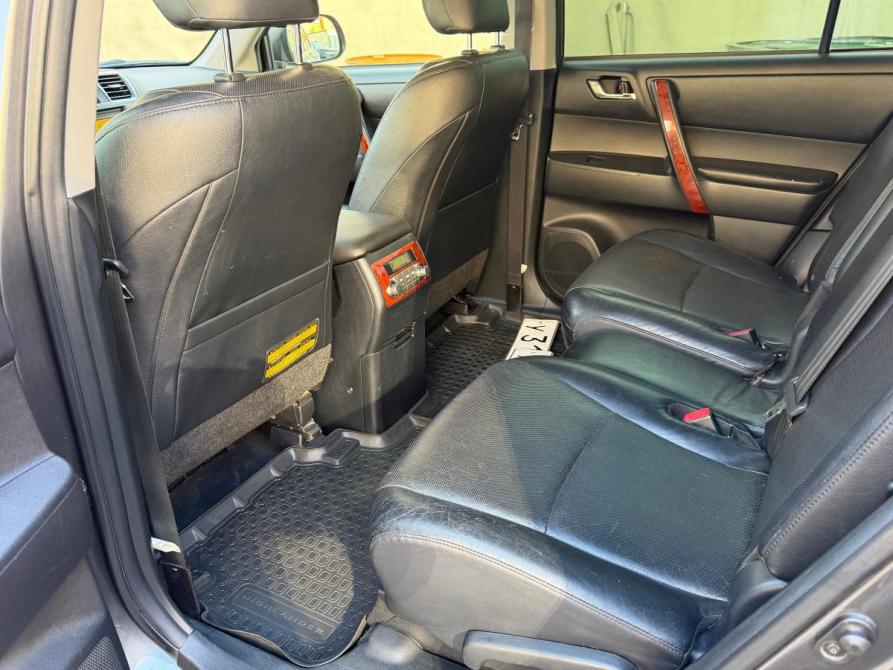 Toyota Highlander II (XU40) Рестайлинг Санкт-Петербург  - изображение 12