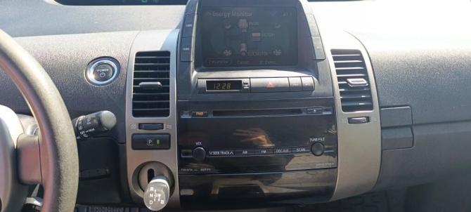 Toyota Prius II Рестайлинг (XW20) с пробегом 2007 года, цена 545 000 рублей, 234000 км, лифтбек, Автокод Объявления