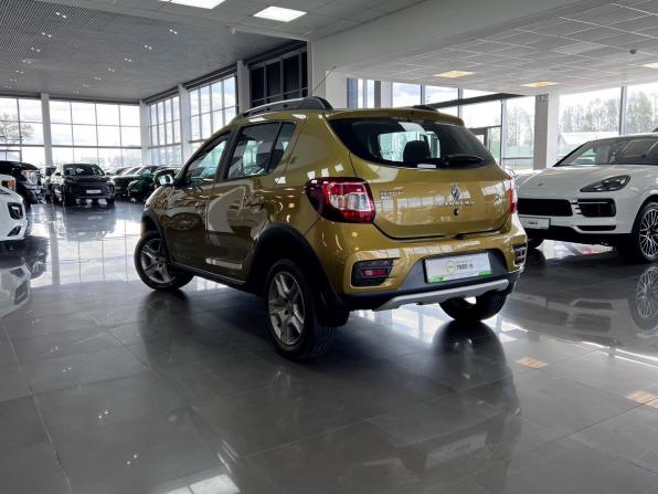 Renault Sandero II с пробегом 2018 года, цена 1 195 000 рублей, 112046 км, хэтчбек, Автокод Объявления