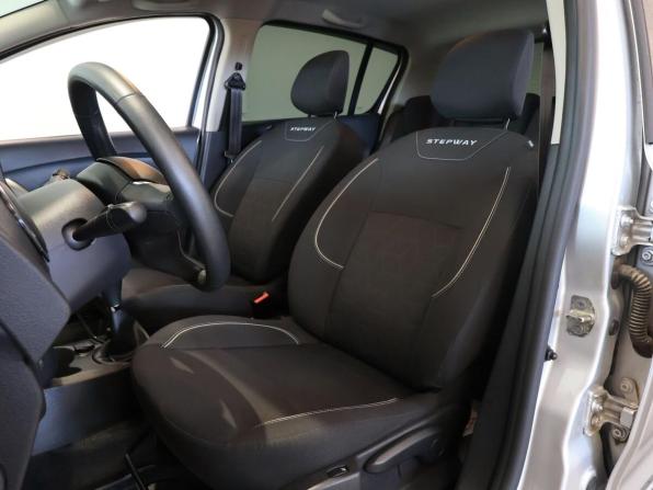 Renault Sandero II Рестайлинг с пробегом 2020 года, цена 1 345 000 рублей, 31494 км, хэтчбек, Автокод Объявления