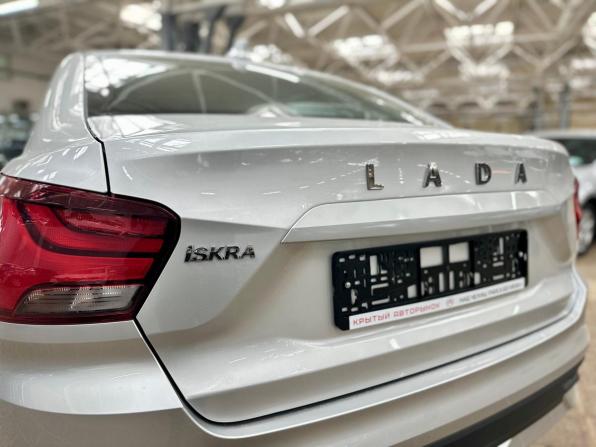 Lada (ВАЗ) Iskra с пробегом 2026 года, цена 1 350 000 рублей, 10 км, седан, Автокод Объявления
