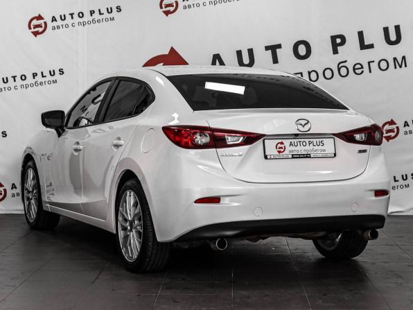 Mazda 3 III (BM) Рестайлинг с пробегом 2017 года, цена 1 669 000 рублей, 119491 км, седан, Автокод Объявления