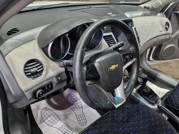 Chevrolet Cruze I с пробегом 2010 года, цена 640 000 рублей, 209451 км, седан, Автокод Объявления