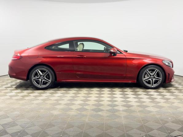 Mercedes-Benz C-Класс IV (W205) Рестайлинг с пробегом 2019 года, цена 3 359 900 рублей, 105122 км, купе, Автокод Объявления