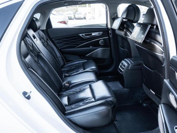 Kia K900 II с пробегом 2019 года, цена 3 095 000 рублей, 80591 км, седан, Автокод Объявления