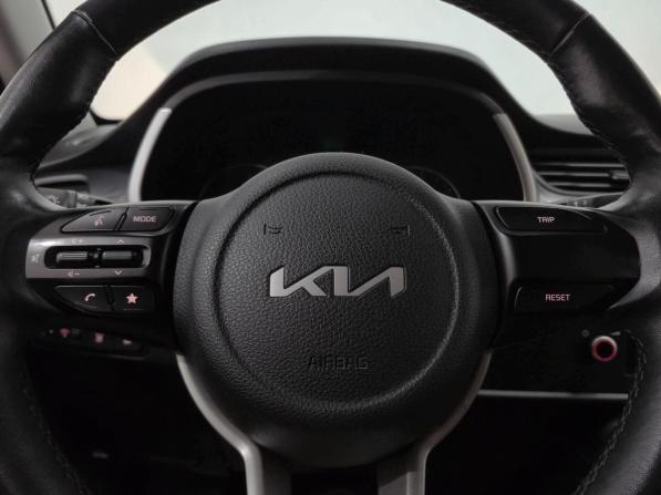 Kia Rio IV Рестайлинг с пробегом 2021 года, цена 1 625 000 рублей, 85727 км, седан, Автокод Объявления