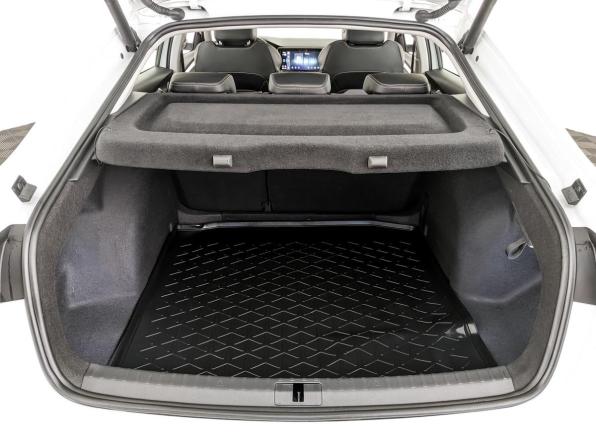 Skoda Octavia IV (A8) с пробегом 2024 года, цена 3 165 000 рублей, 13677 км, лифтбек, Автокод Объявления