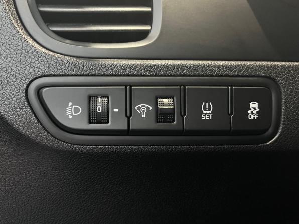 Kia Rio IV с пробегом 2019 года, цена 1 520 000 рублей, 150345 км, седан, Автокод Объявления