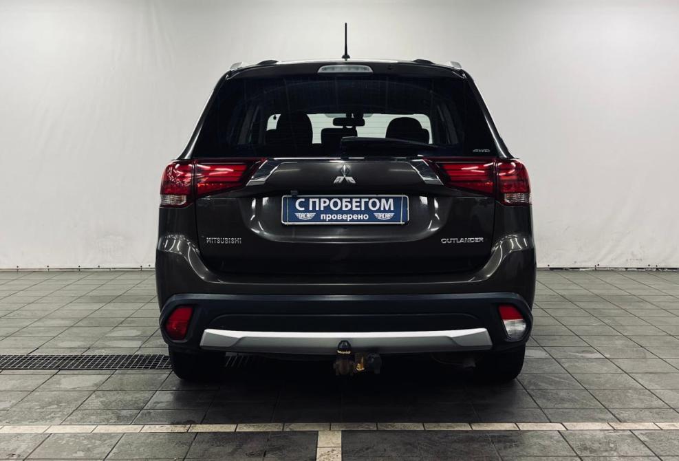 Mitsubishi Outlander III Рестайлинг 2 Санкт-Петербург  - изображение 6