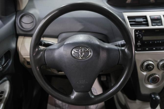 Toyota Yaris II с пробегом 2007 года, цена 599 000 рублей, 244000 км, седан, Автокод Объявления