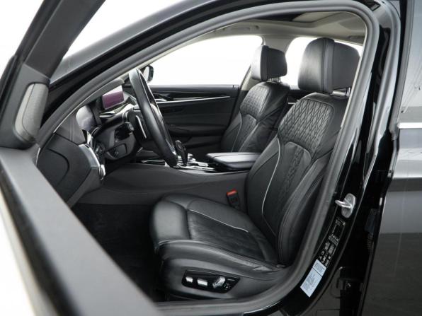 BMW 5 серии VII (G30/G31/G38) Рестайлинг с пробегом 2020 года, цена 4 599 050 рублей, 111110 км, седан, Автокод Объявления