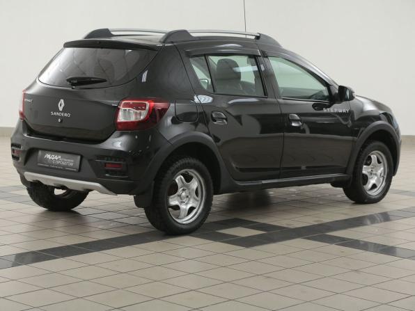 Renault Sandero II с пробегом 2016 года, цена 801 000 рублей, 218800 км, хэтчбек, Автокод Объявления