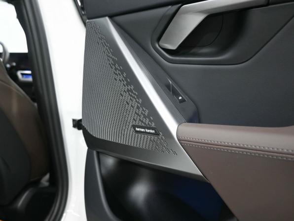 BMW 5 серии VIII (G60/G61/G68) с пробегом 2024 года, цена 7 349 900 рублей, 16911 км, седан, Автокод Объявления