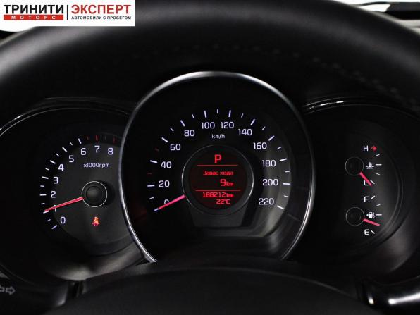 Kia Rio III Рестайлинг с пробегом 2015 года, цена 1 057 000 рублей, 188209 км, седан, Автокод Объявления