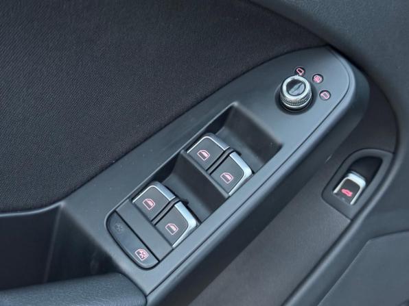 Audi A4 IV (B8) Рестайлинг с пробегом 2013 года, цена 1 265 000 рублей, 217849 км, седан, Автокод Объявления