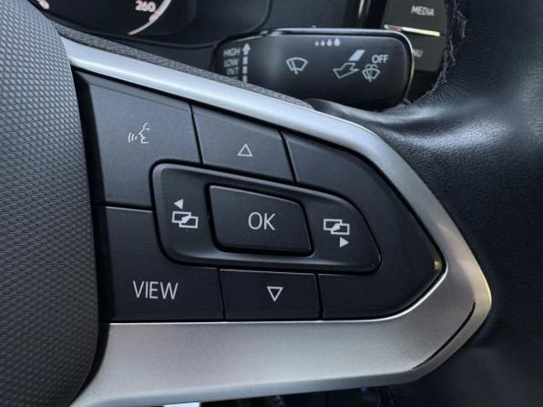 Volkswagen Polo VI с пробегом 2022 года, цена 1 339 000 рублей, 160209 км, лифтбек, Автокод Объявления