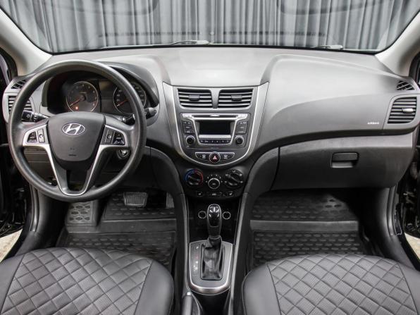 Hyundai Solaris I Рестайлинг с пробегом 2015 года, цена 1 149 000 рублей, 88000 км, седан, Автокод Объявления