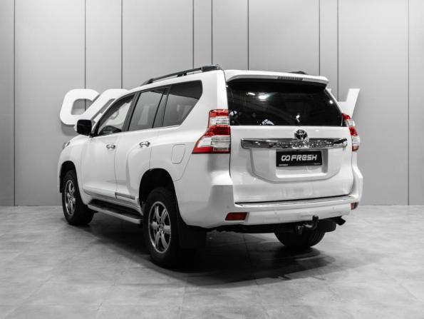 Toyota Land Cruiser Prado 150 Series Рестайлинг 1 с пробегом 2014 года, цена 3 399 000 рублей, 227053 км, внедорожник, Автокод Объявления