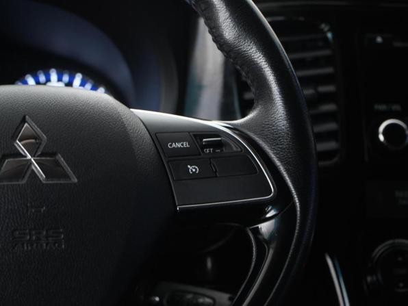 Mitsubishi Outlander III Рестайлинг 2 с пробегом 2018 года, цена 1 899 077 рублей, 139246 км, внедорожник, Автокод Объявления