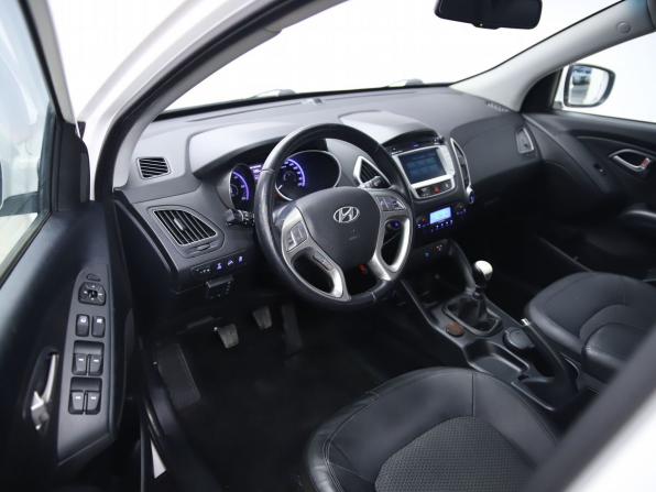 Hyundai ix35 I с пробегом 2012 года, цена 1 120 000 рублей, 211053 км, внедорожник, Автокод Объявления