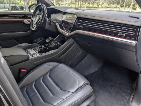 Volkswagen Touareg III с пробегом 2018 года, цена 3 940 000 рублей, 290000 км, внедорожник, Автокод Объявления