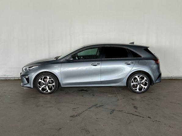 Kia Ceed III с пробегом 2018 года, цена 1 749 000 рублей, 55200 км, хэтчбек, Автокод Объявления