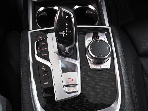 BMW 7 серии VI (G11/G12) Рестайлинг с пробегом 2019 года, цена 4 849 000 рублей, 147836 км, седан, Автокод Объявления