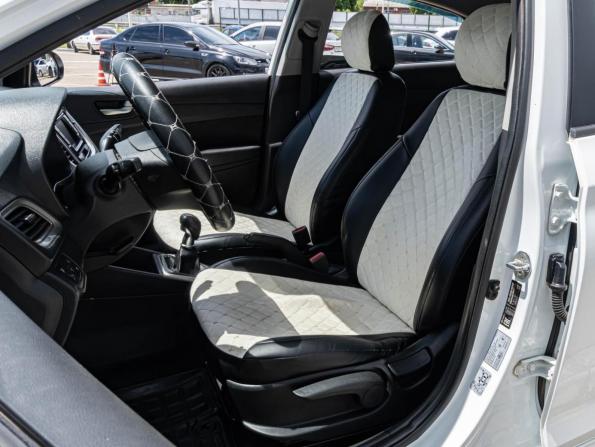 Hyundai Solaris II с пробегом 2019 года, цена 1 080 000 рублей, 233390 км, седан, Автокод Объявления