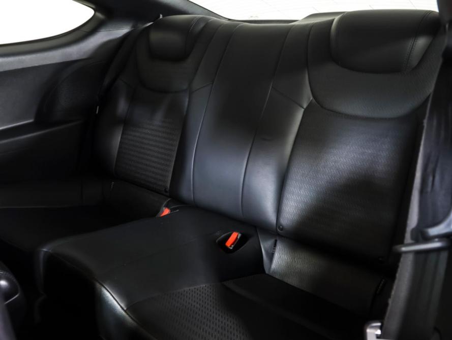 Hyundai Genesis Coupe I Рестайлинг Москва  - изображение 11