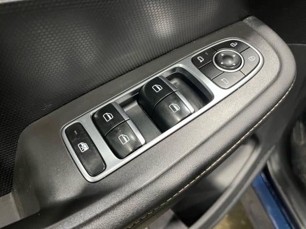 Omoda C5 I с пробегом 2023 года, цена 1 377 000 рублей, 106324 км, внедорожник, Автокод Объявления