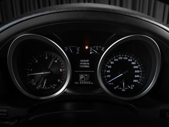 Toyota Land Cruiser 200 Series Рестайлинг 1 с пробегом 2014 года, цена 3 499 000 рублей, 255422 км, внедорожник, Автокод Объявления